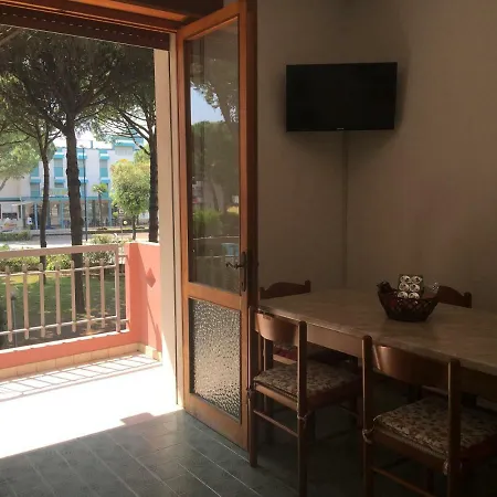 Apartament App4rent - Cristina 10 - Rinnovato Lido di Jesolo